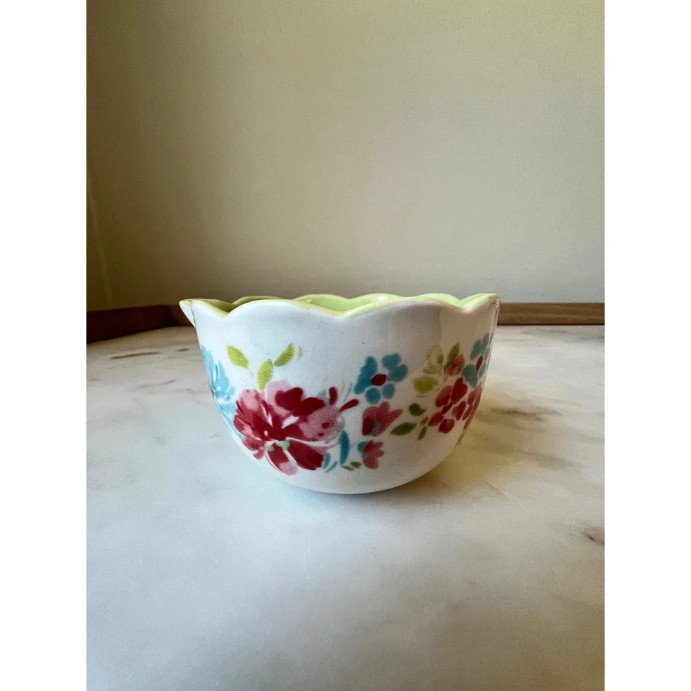 The Pioneer Woman Nesting Measuring Cups Red Set 3pcs, Missing 1 cup